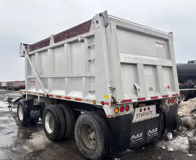 Lunette Ring Hitch, Air Ride Suspension, Air Brakes, 17 ft Body, 57 in Side Walls, Aluminum Body, Ai...