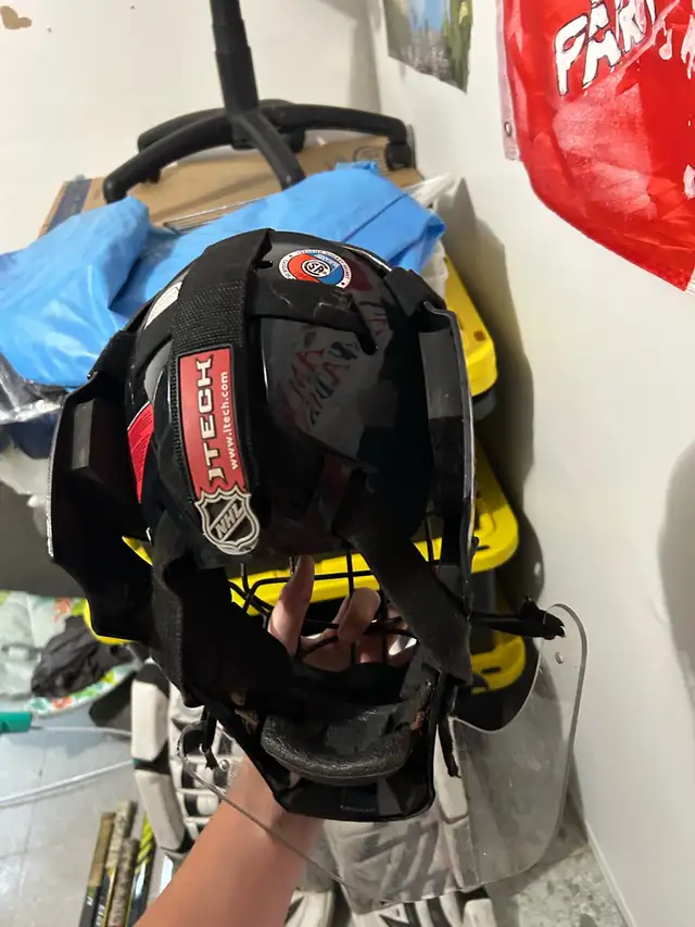 hockey equipment  in Hockey in Markham / York Region - Image 5