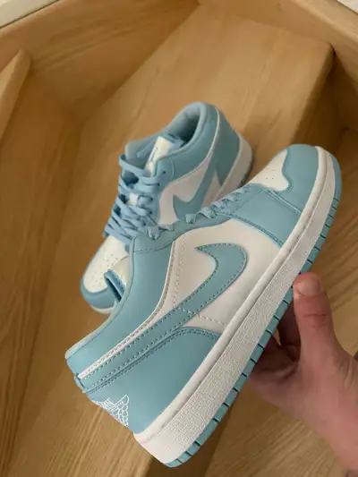 Nike Jordan 1 men’s shoes NEW, View more