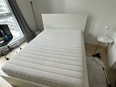 Vente Lit Deux places IKEA - MALM (Etat neuf), View more
