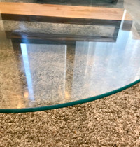 Plateau de table ovale  en verre trempé 47,5"x 29,5"