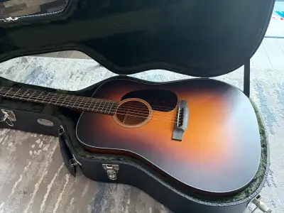 2025 Martin D18, vintage sunburst, View more