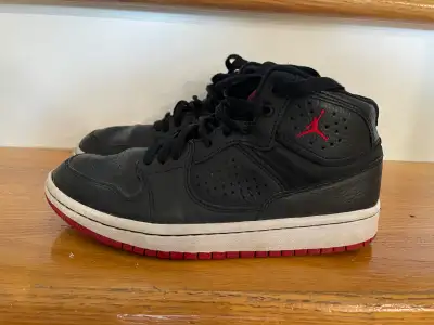 Nike Jordan Shoes 4.5 junior, View more