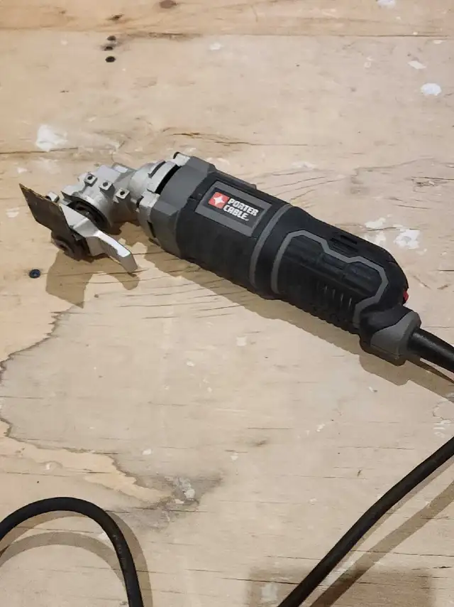 PORTER CABLE Oscallating Tool  in Power Tools in Brantford - Image 2