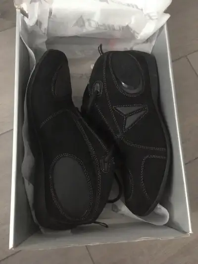 Brand new, never worn pair of Dainese riding shoes. They don’t make these great kicks anymore. Good...