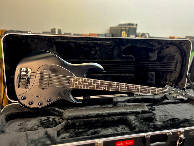 Ernie Ball Music Man StingRay 5 H Stealth in Guitars in Hamilton