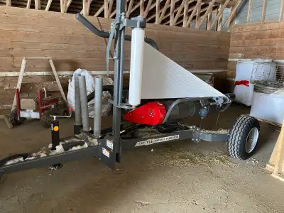 Brand new, only used for approx 300 bales last season Self loading Semi auto function Tractor mounte...
