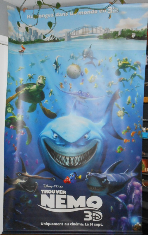 TROUVER NEMO (3D) Affiche de cinéma géante en toile 5' x 8' in Arts & Collectibles in Longueuil / South Shore