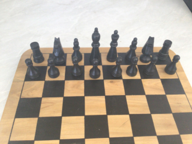 Checkers and Chess set in Toys & Games in Belleville - Image 3