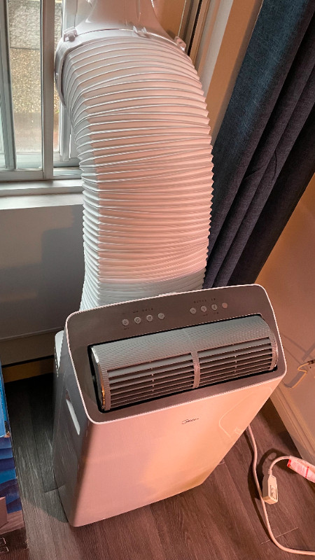 Climatiseur portatif 14000 BTU-Portable air conditioner 14000BTU | Autre |  Ville de Montréal | Kijiji