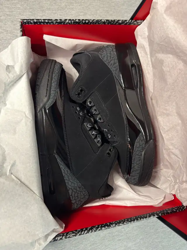 Nike Jordan retro 3 Black cat in Men's Shoes in Mississauga / Peel Region - Image 2