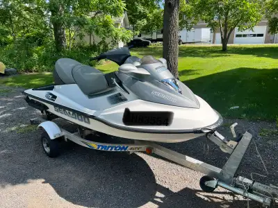 This 2006 pre-owned Sea-Doo GTX delivers reliable performance for your next summer water adventure....