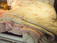 Queen size Comforter a sheets