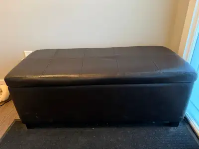Storage / Ottoman Available - Great deal!, View more