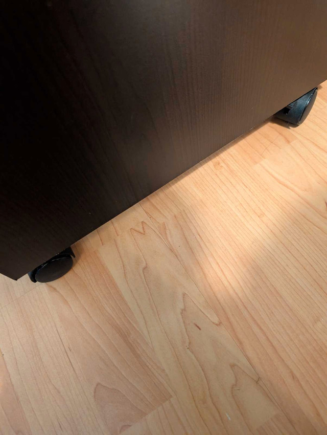 Bureau sur roulettes in Desks in Gatineau - Image 3