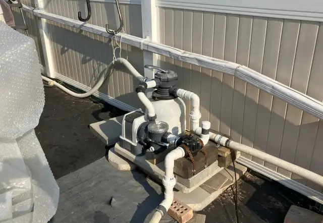 Pool Heat Pump Heater in Hot Tubs & Pools in Regina - Image 3