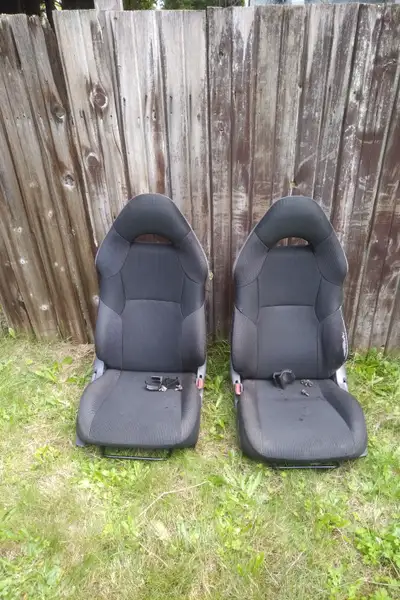Toyota Celica 00-05 gt/gts cloth front seats, View more