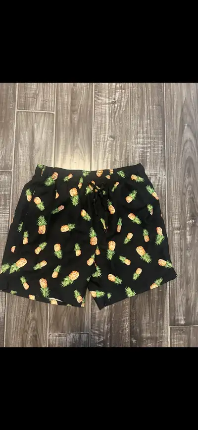 Men’s Medium Old  Navy Swim Shorts , View more