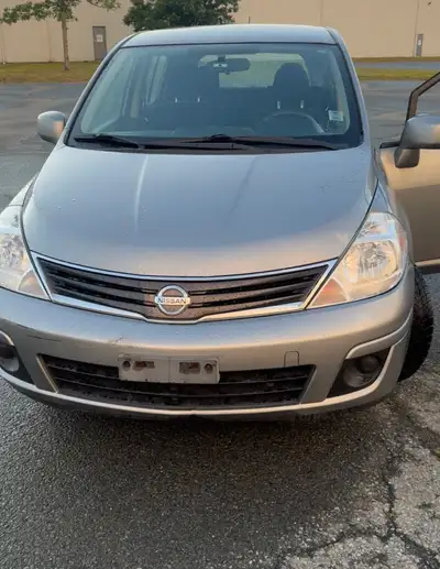 4 month old new MVI Michelin tires Works great Great hatchback with plenty of boot space Good on fue...