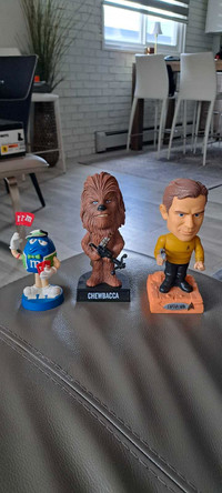 Bobble Heads: Chewbacca, Captain Kirk, M&M World Blue Poker