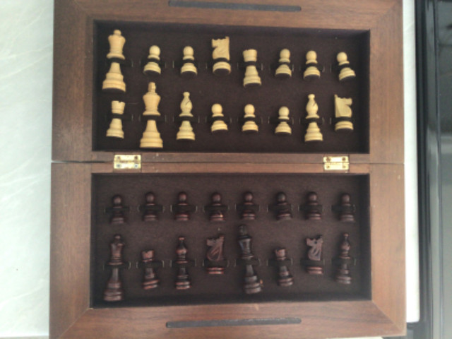 Chess Set in Toys & Games in Belleville - Image 2