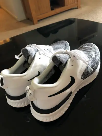 Mens Nike Odyssey flyknit 2 running shoes size 9.5 brand new, View more