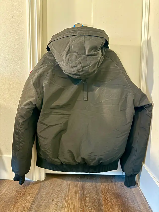 Canada Goose Chilliwack Bomber in Men's in Edmonton - Image 5