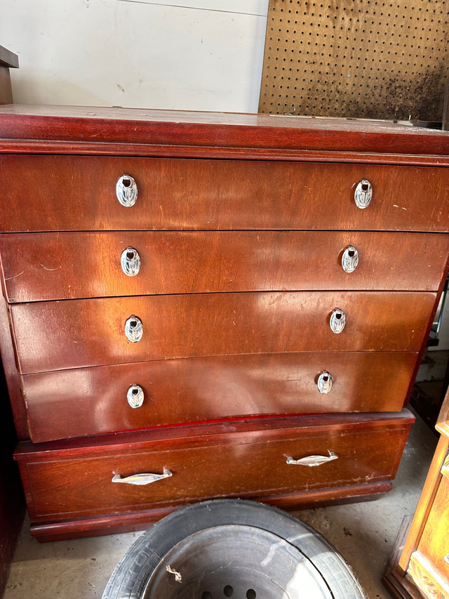 Free…… Vintage project dressers, and side tables in Free Stuff in Hamilton - Image 2