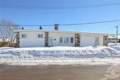 6 large bedroom For September