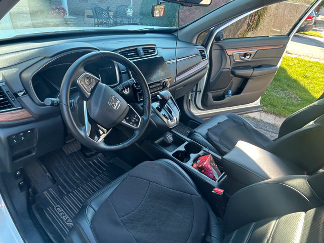 Honda cr v touring 2018 at 53,000km in Cars & Trucks in Markham / York Region - Image 4