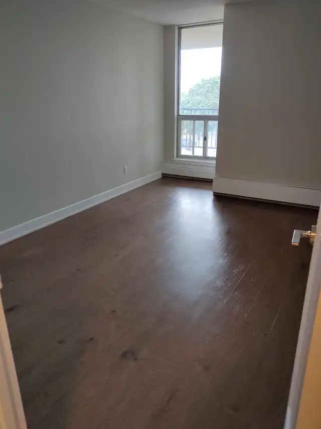 Temporary Accommodation Available for 2 Girls or 2 Boys