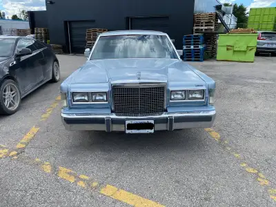 For Sale: 1985 Lincoln Town Car Signature Series – Rebuilt V8 – 131,000 km Location: North York, ON...