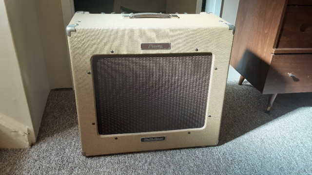 Vintage Peavey Single 15" Electric Guitar Amp $600 in Amps & Pedals in Calgary