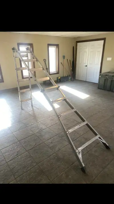 Lightly used and in good condition. 15-ft reach with a 300 lb capacity. Works as a step ladder, exte...