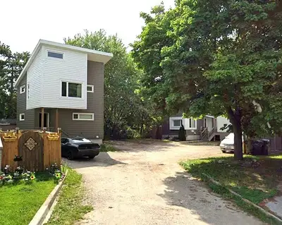 Who’s looking for a profitable property? There’s real spread here and it only needs light cosmetic w...