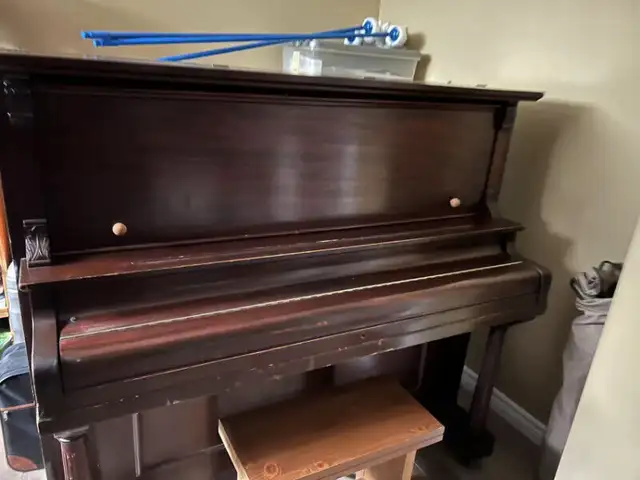 piano for sale in Pianos & Keyboards in City of Montréal - Image 4