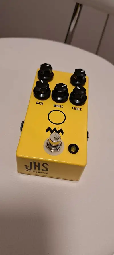 JHS Charlie Brown Asking $220 No delivery. Message with postal code for shipping - usually around $2...