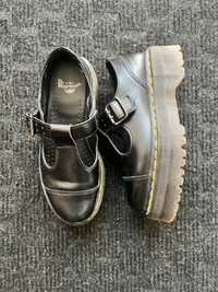 Doc Martens Mary Janes - Size US6