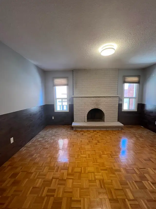 5 bedroom house for rent Brampton - near Sheridan college