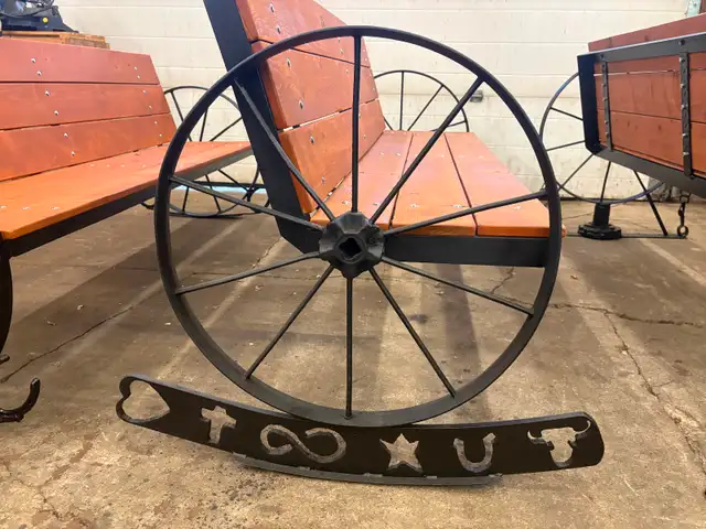Rustic Wagon Wheel Bench