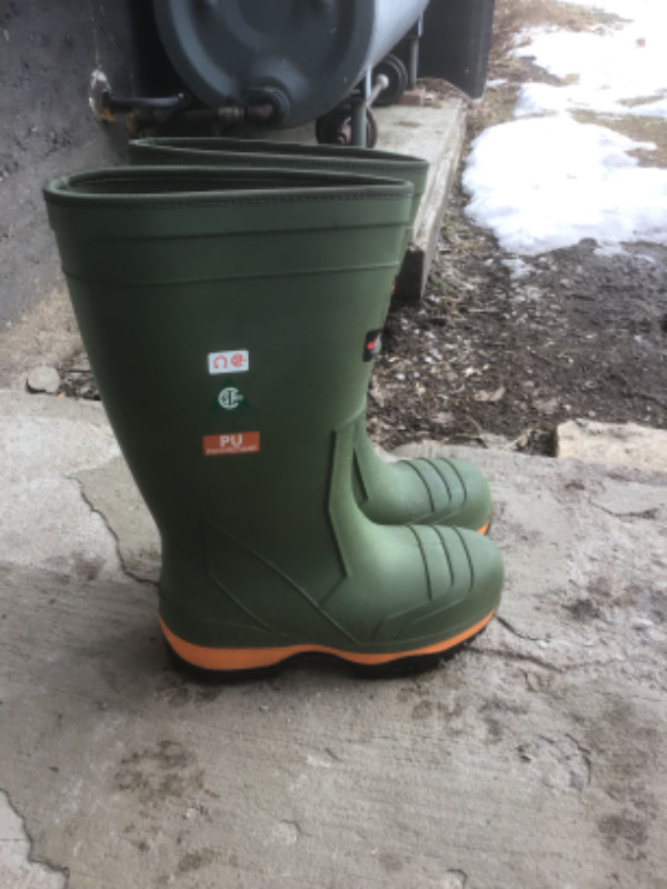 Baffin Industrial Polyurethane Ice Bear safety boots in Fishing, Camping & Outdoors in Peterborough