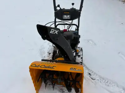 2 stage snow blower, used 4 hours total. Selling for friend who is moving. Serviced 1 week ago. Runs...