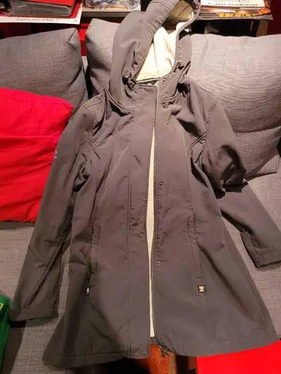 Point Zero winter jacket with zipper outside pockets and inside pockets. The jacket is fur lined so...