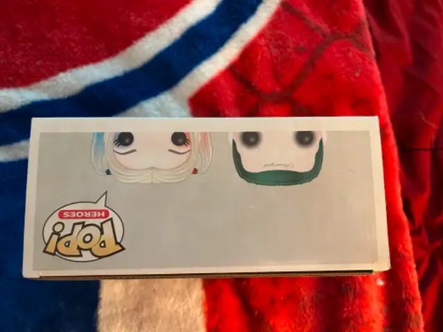 Funko Pop: Joker & Harley Quinn (Suicide Squad) in Toys & Games in Gatineau - Image 6