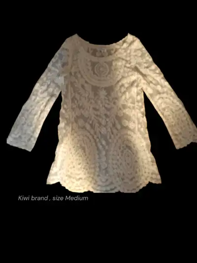 Kiwi brand size medium, View more