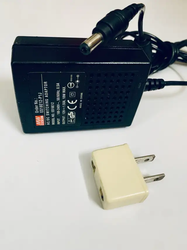 AC/DC Switching Adaptor ES18E12-P1J in Cables & Connectors in Mississauga / Peel Region - Image 5