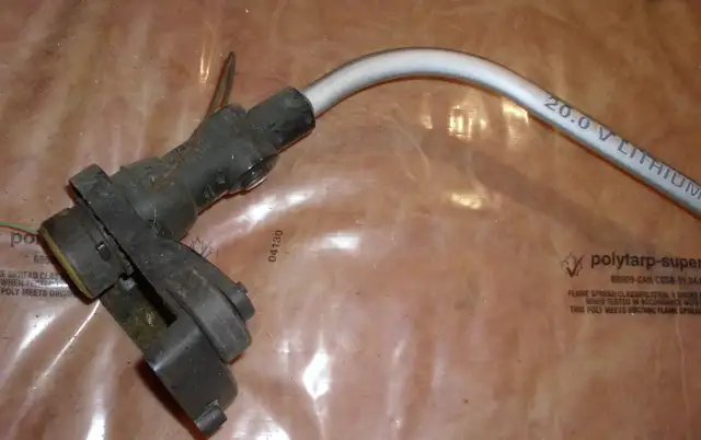 Yardworks grass trimmer/edger in Lawnmowers & Leaf Blowers in Mississauga / Peel Region - Image 3