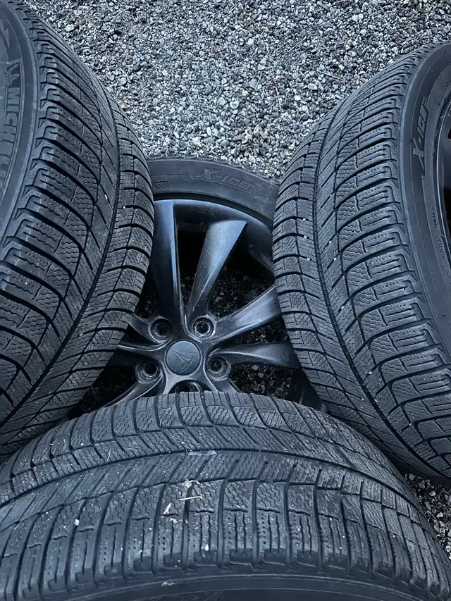 Tesla 19” Rims with Michelin X-Ice winter Tires in Tires & Rims in Cambridge - Image 4
