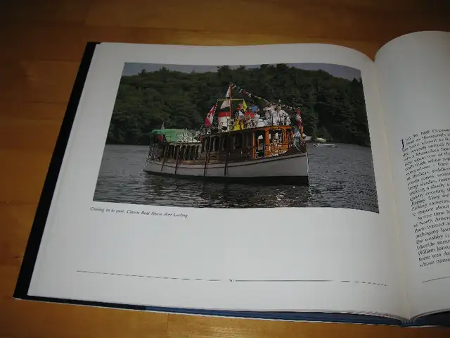 MUSKOKA Coffee Table Picture Book62854392446337121