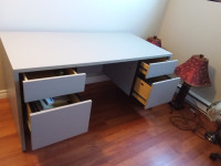 Desk.  4 drawers